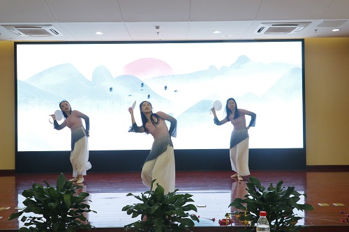 古典舞蹈《芒種》 .JPG 古典舞蹈《芒種》 .JPG